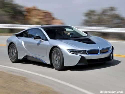 BMW Siap Rancang Mobil Supercar Untuk Pesaing Lamborghini bmw